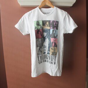 TAYLOR SWIFT Eras Tour Official Merchandise White Graphic T-Shirt Swiftie Sz XS